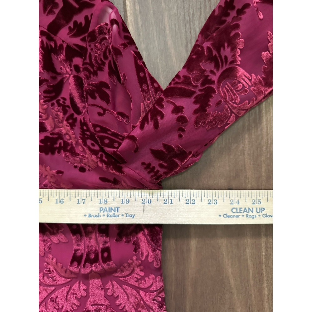 Elegant Burgundy Velvet Women's Top - Picture 6 of 7